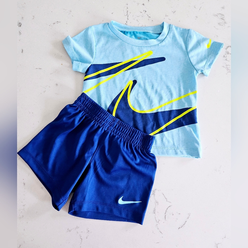Nike Toddler Boys Dri-fit Lightweight Shirt and Shorts Set